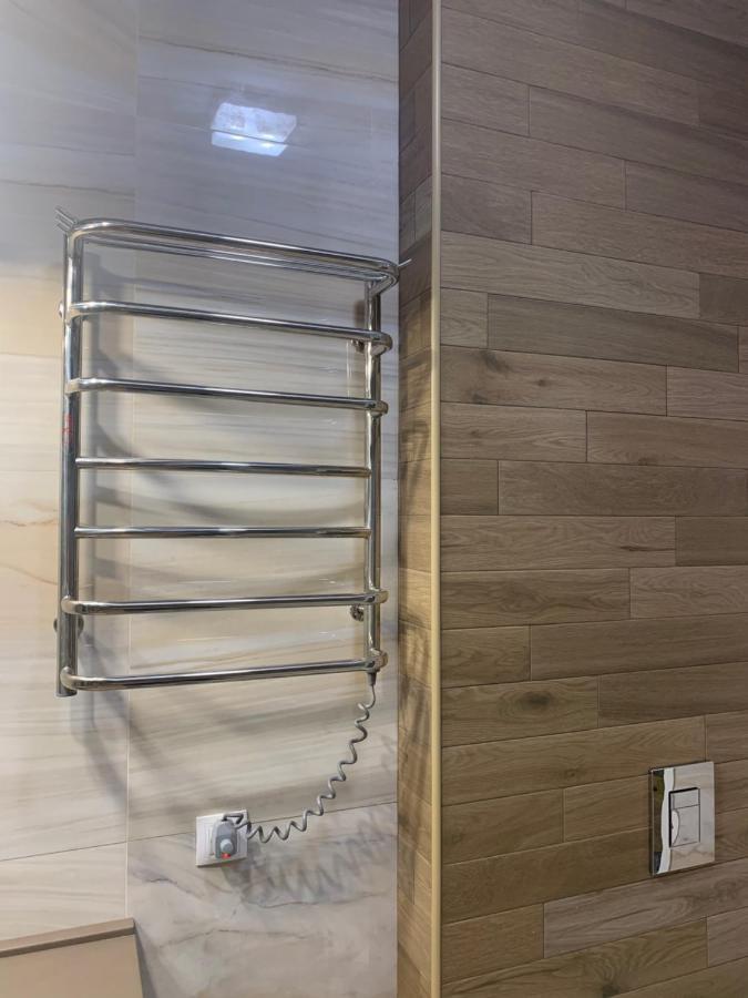 Comfortable Apartments French Quarter Акумулятори Світло Інтернет Завжди Киев Екстериор снимка