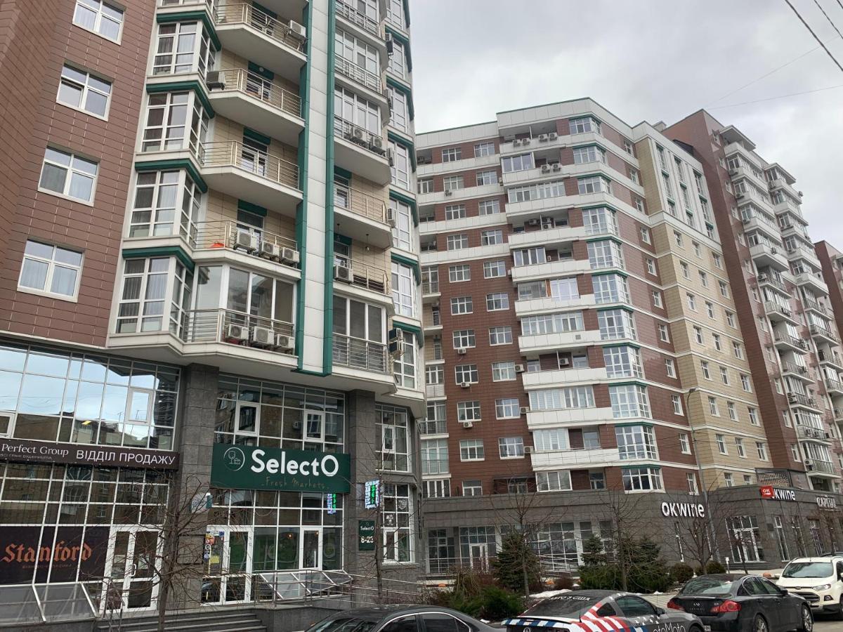 Comfortable Apartments French Quarter Акумулятори Світло Інтернет Завжди Киев Екстериор снимка